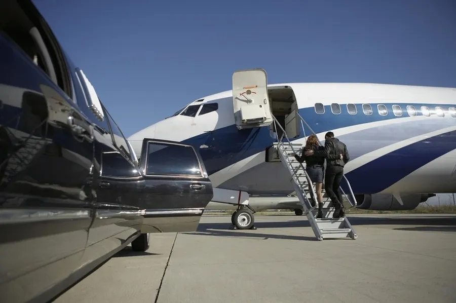 How Black Car Service Enhances Business Trave Alexandria, VA How Black Car Service Enhances Business Trave Alexandria, VA